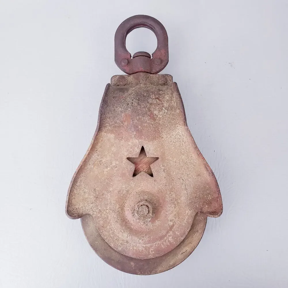 Vintage Antique Cast Iron Wood Hay Barn Rope Pulley Starline